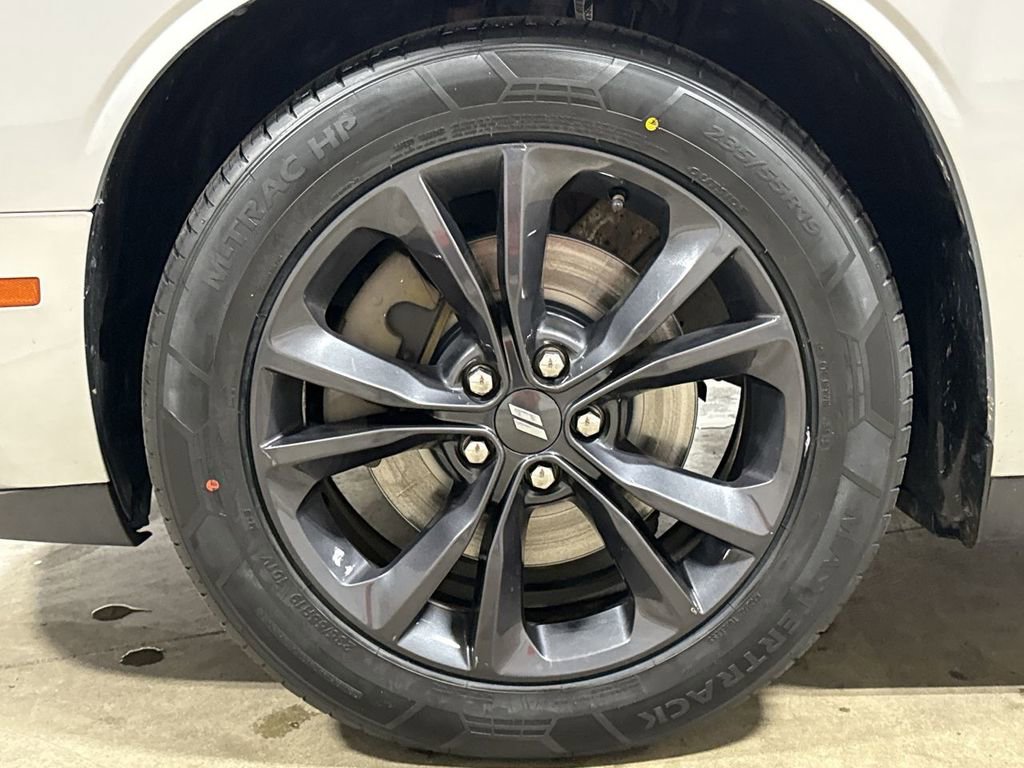 Used 2020 Dodge Challenger SXT w/ Blacktop Package AWD/4WD image 26