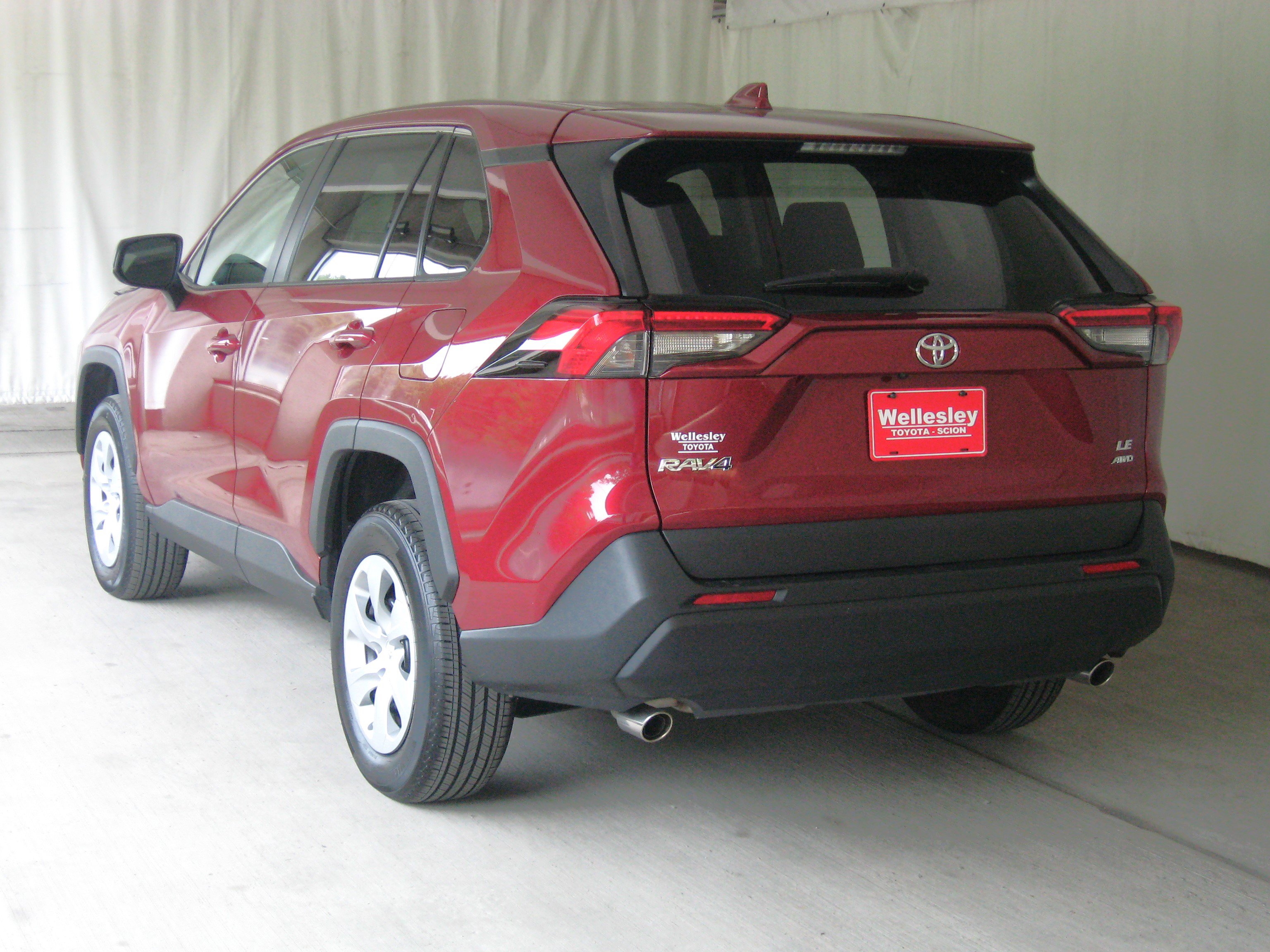 Used 2023 Toyota RAV4 LE image 23