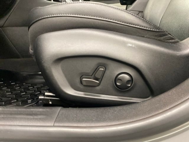 Used 2022 Jeep Compass Limited AWD/4WD image 14