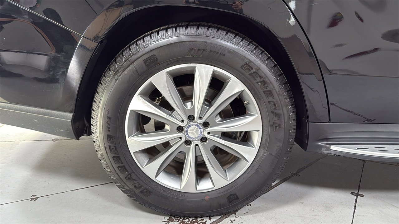 Used 2014 Mercedes-Benz GL 450 4MATIC image 23