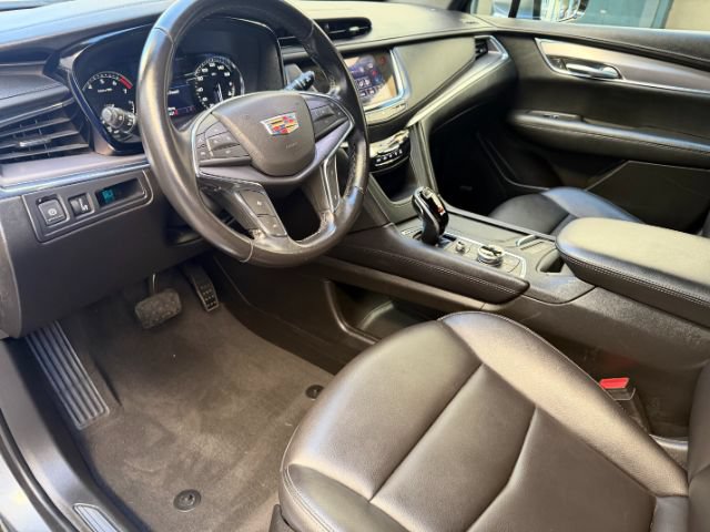 Used 2021 Cadillac XT5 Luxury w/ LPO, Floor Liner Package FWD image 12