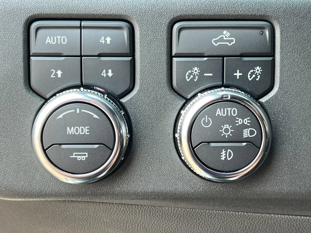 Used 2024 GMC Sierra 1500 Elevation w/ X31 Off-Road Package AWD/4WD image 22