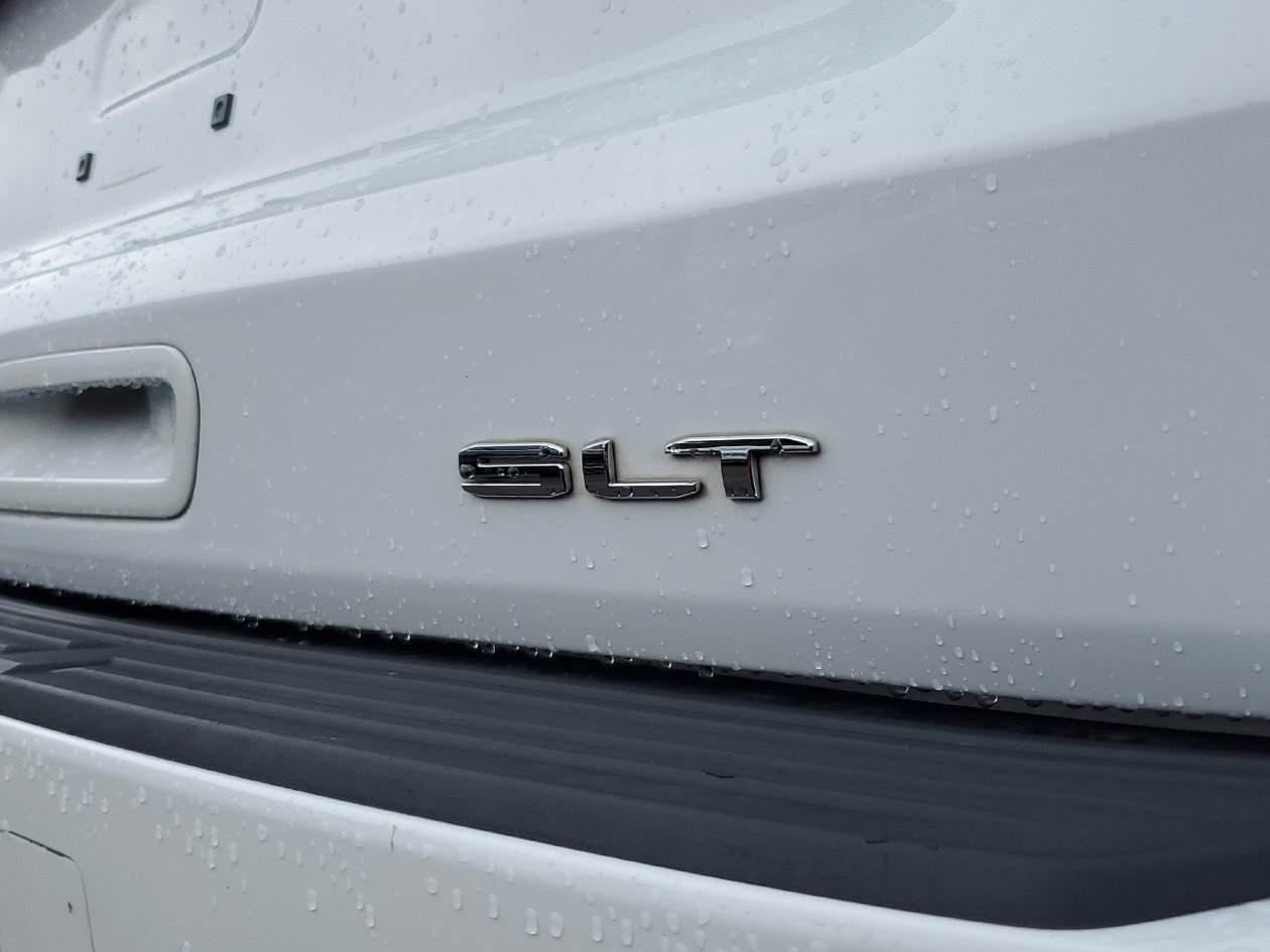 Used 2022 GMC Yukon XL SLT w/ SLT Premium Package AWD/4WD image 8