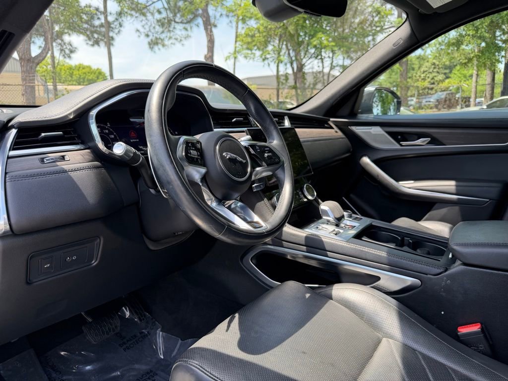 Used 2021 Jaguar F-PACE S image 10