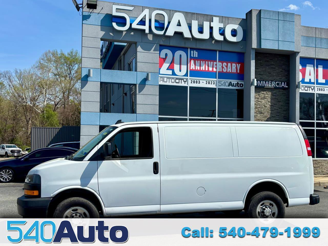 Used 2020 Chevrolet Express 3500 w/ Driver Convenience Package image 1