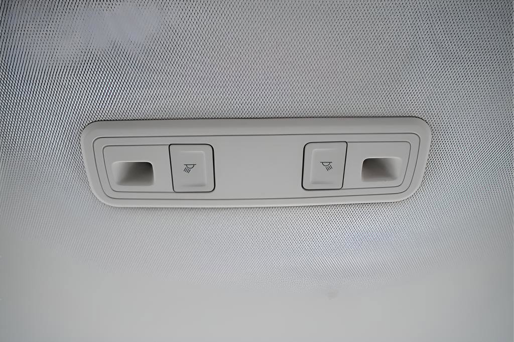 Used 2018 GMC Acadia Denali w/ Technology Package image 25