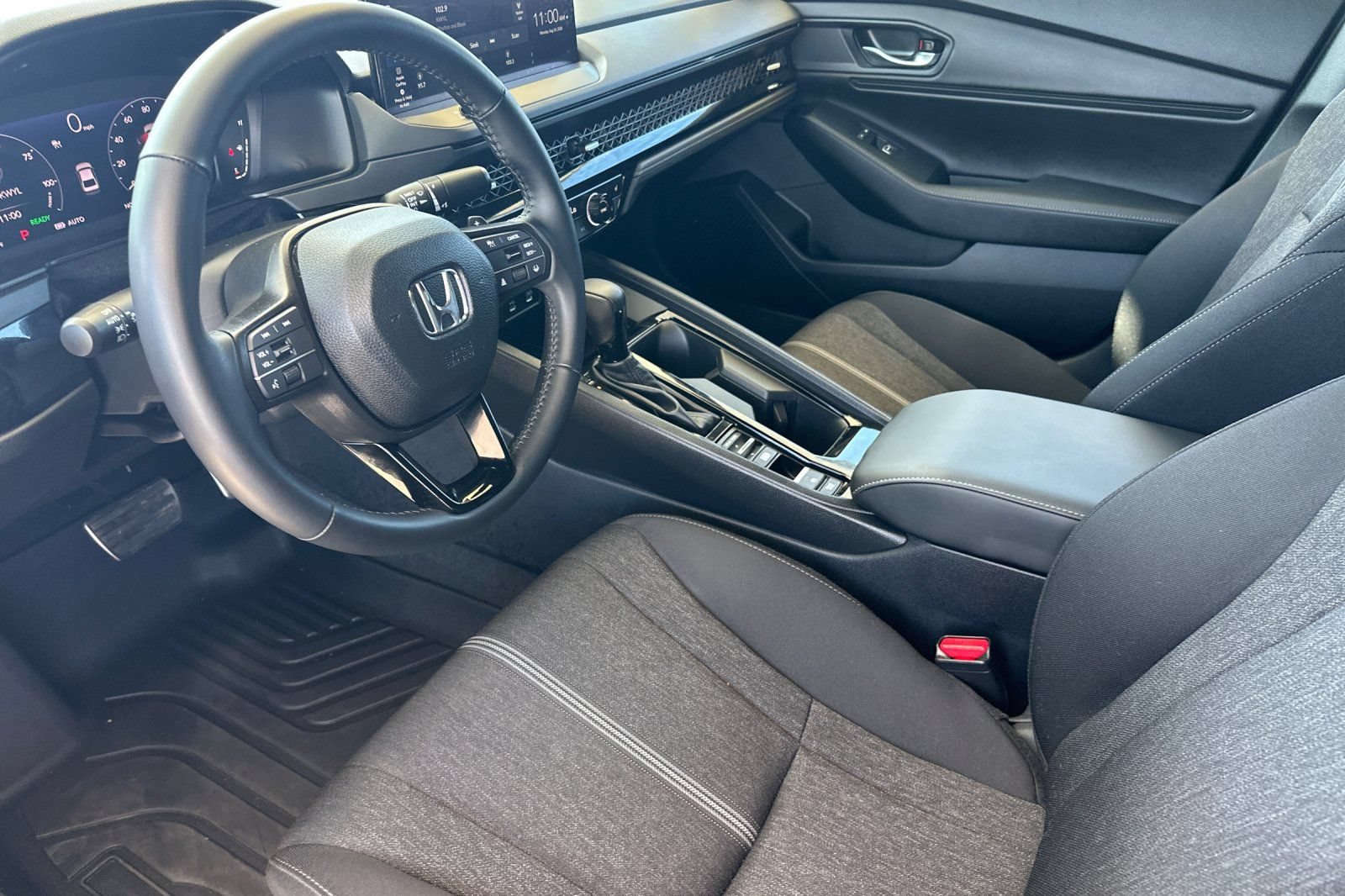 Used 2025 Honda Accord Sport image 10