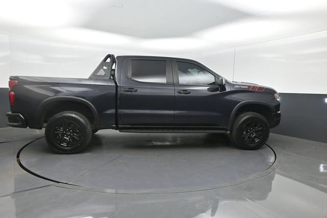 Used 2022 Chevrolet Silverado 1500 ZR2 w/ Technology Package AWD/4WD image 34