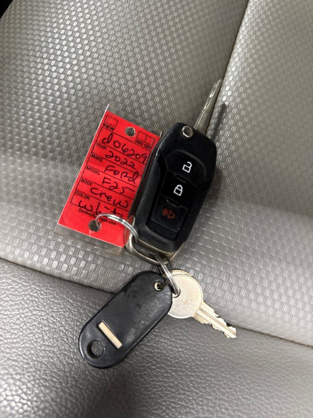 Used 2022 Ford F250 XL w/ Power Equipment Group AWD/4WD image 33