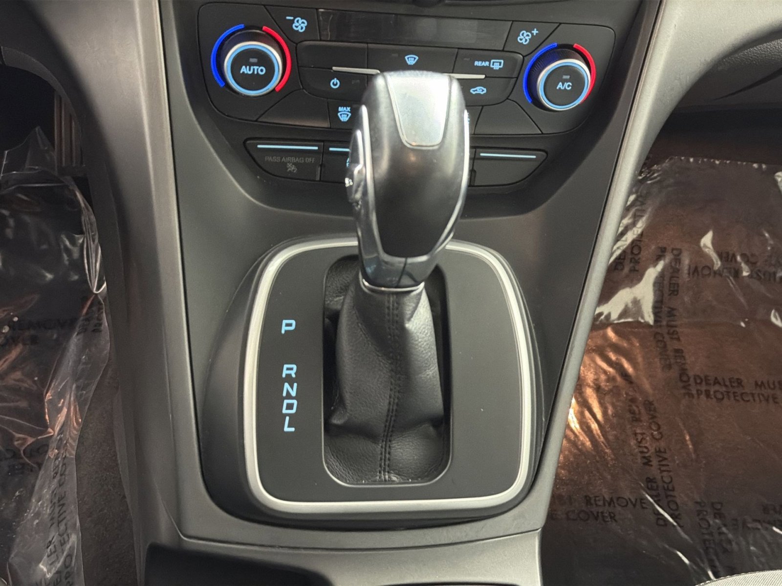 Used 2018 Ford C-MAX SE w/ Interior Protection Package image 21