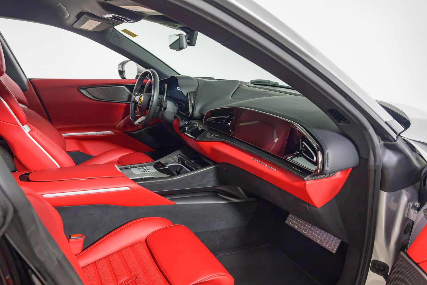 Certified 2025 Ferrari Purosangue AWD/4WD image 45