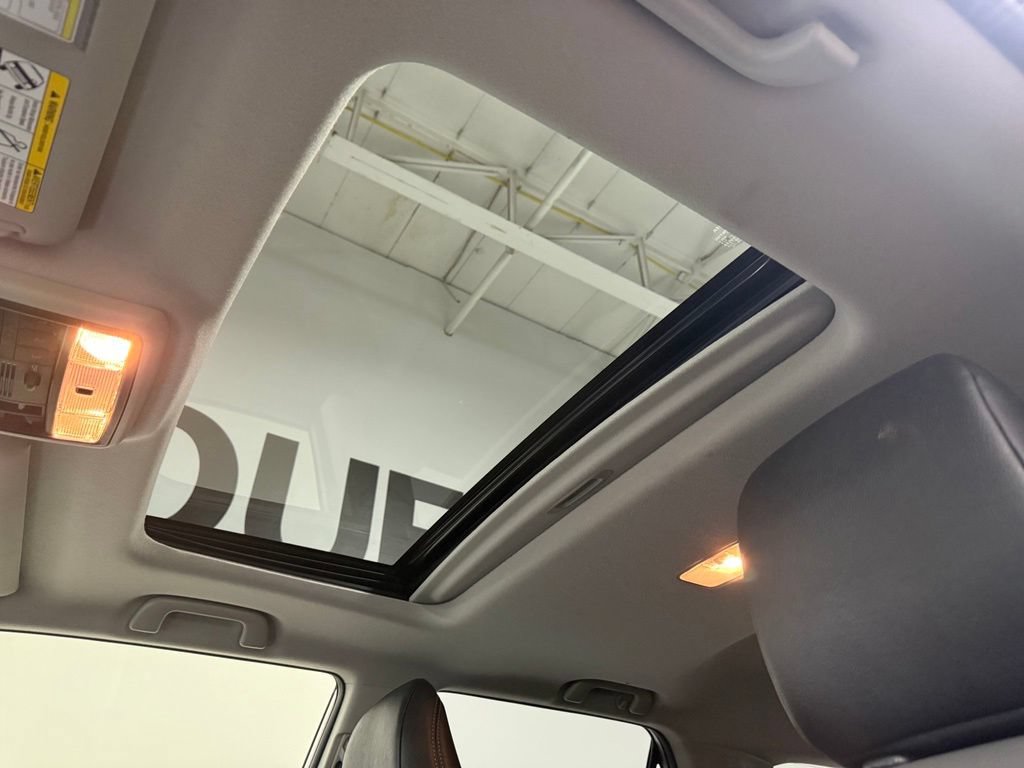 Used 2020 Toyota 4Runner SR5 Premium w/ Moonroof Package AWD/4WD image 13