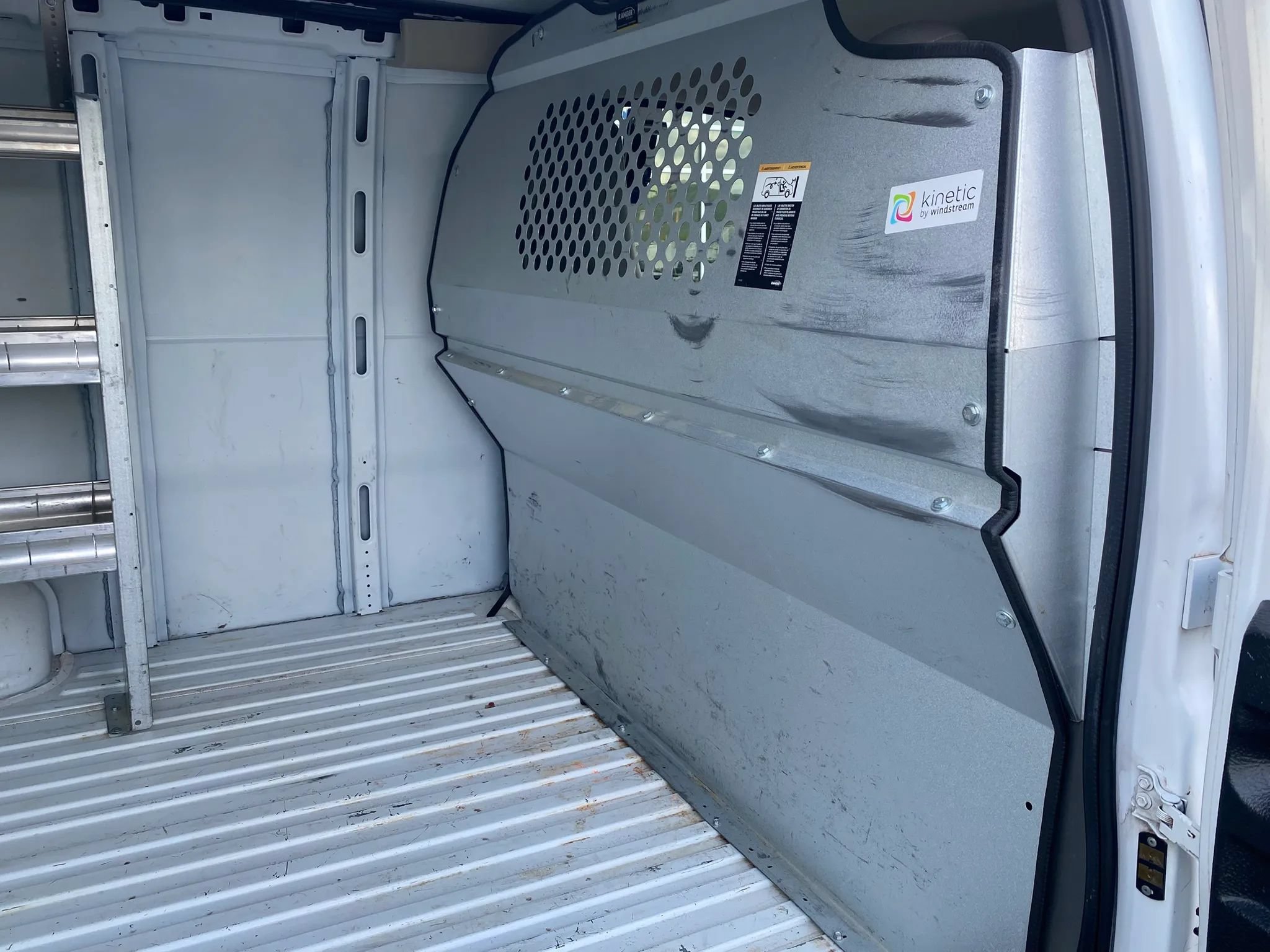 Used 2016 Chevrolet Express 2500 Extended RWD image 22
