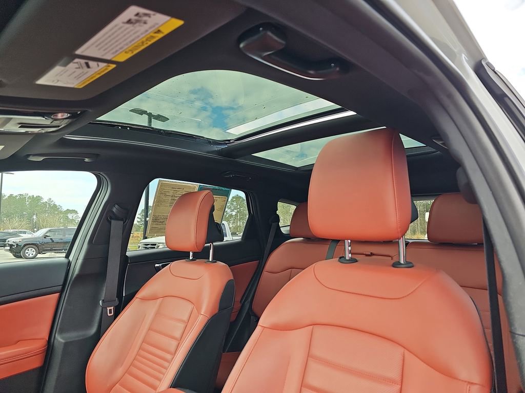 Used 2023 Kia Sportage SX image 34