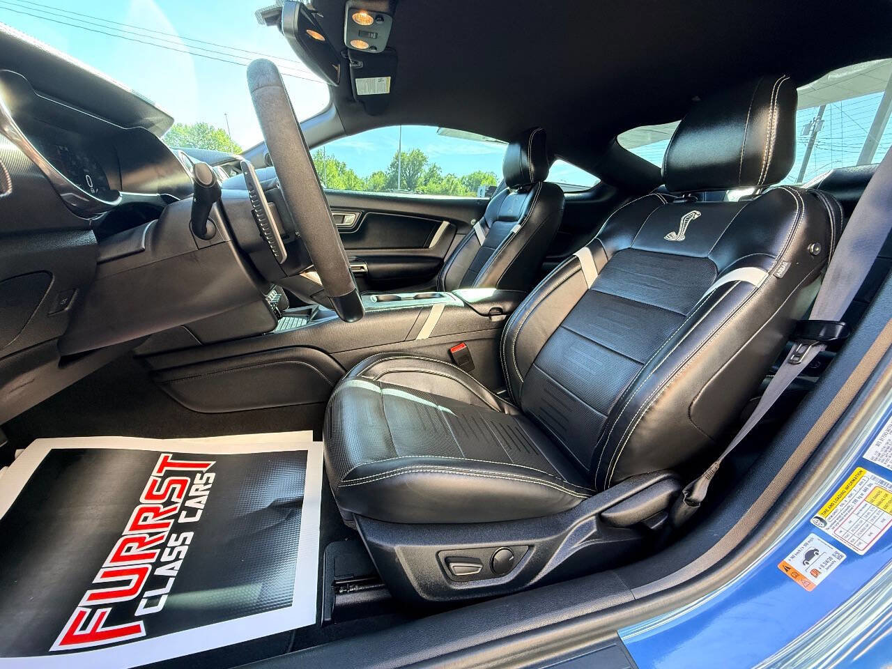 Used 2021 Ford Mustang Shelby GT500 w/ Technology Package image 21