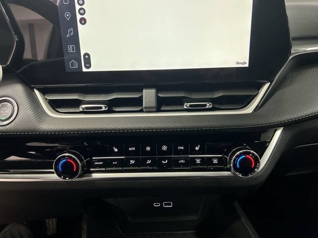 Certified 2026 Chevrolet Equinox LT w/ Convenience Package II FWD image 18