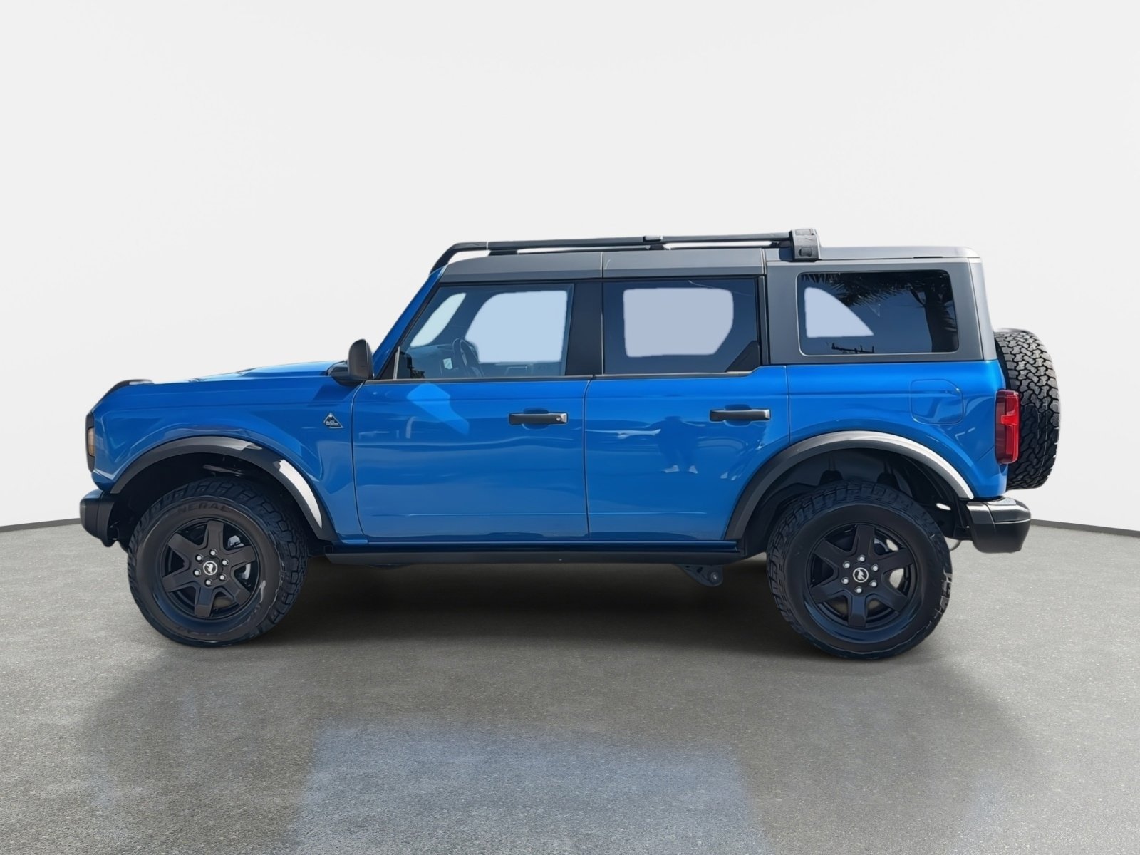 Used 2024 Ford Bronco Black Diamond image 5