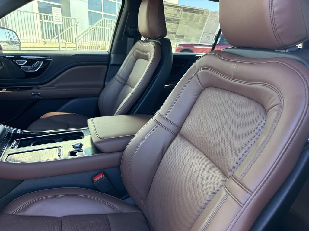 New 2026 Lincoln Aviator Reserve AWD/4WD image 22