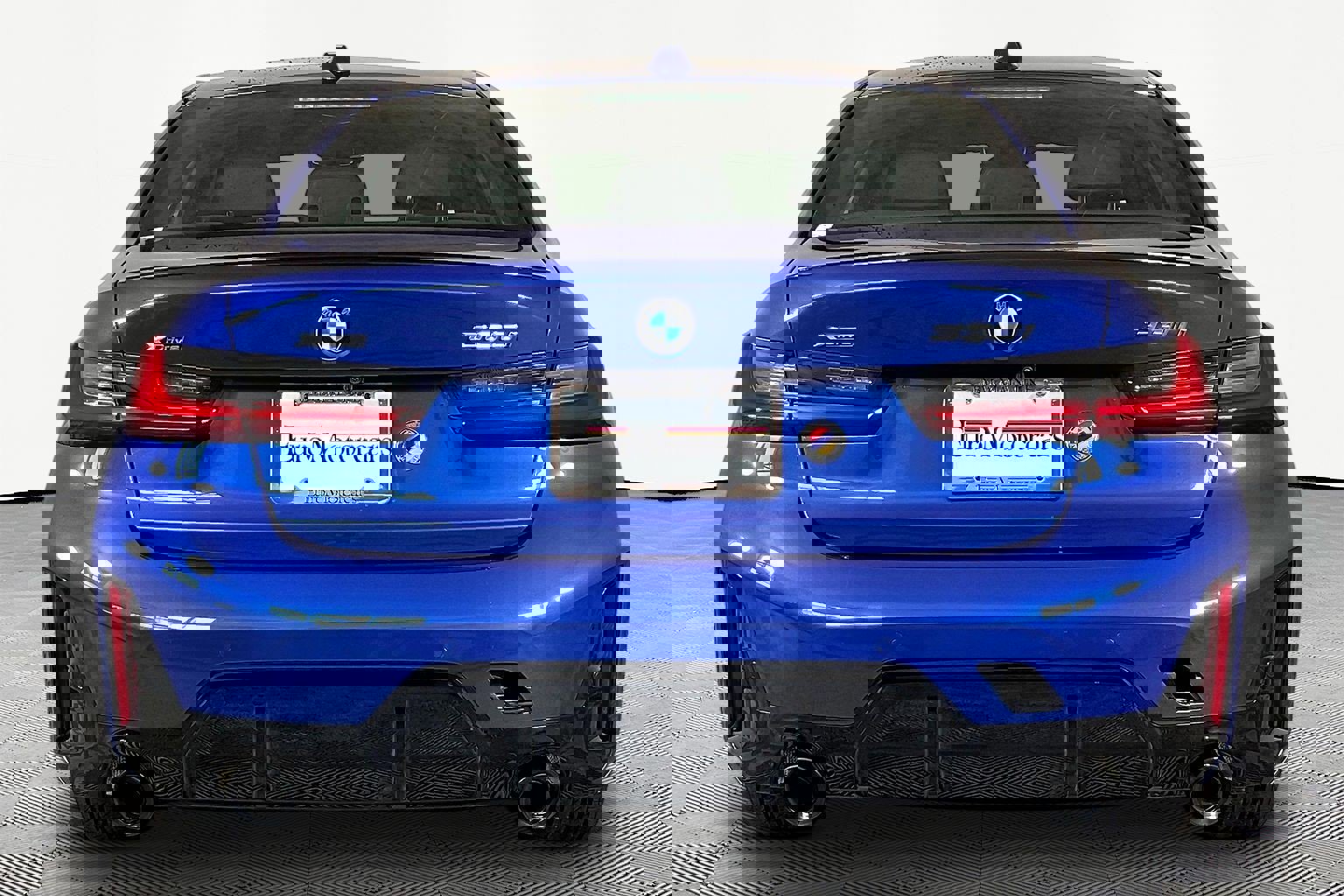 Certified 2024 BMW 330i xDrive Sedan w/ M Sport Package image 7