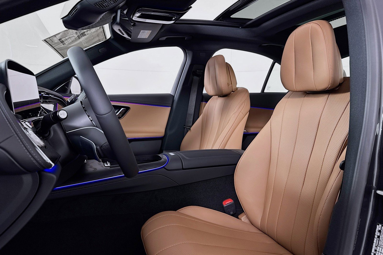New 2026 Mercedes-Benz E 350 4MATIC Sedan image 16