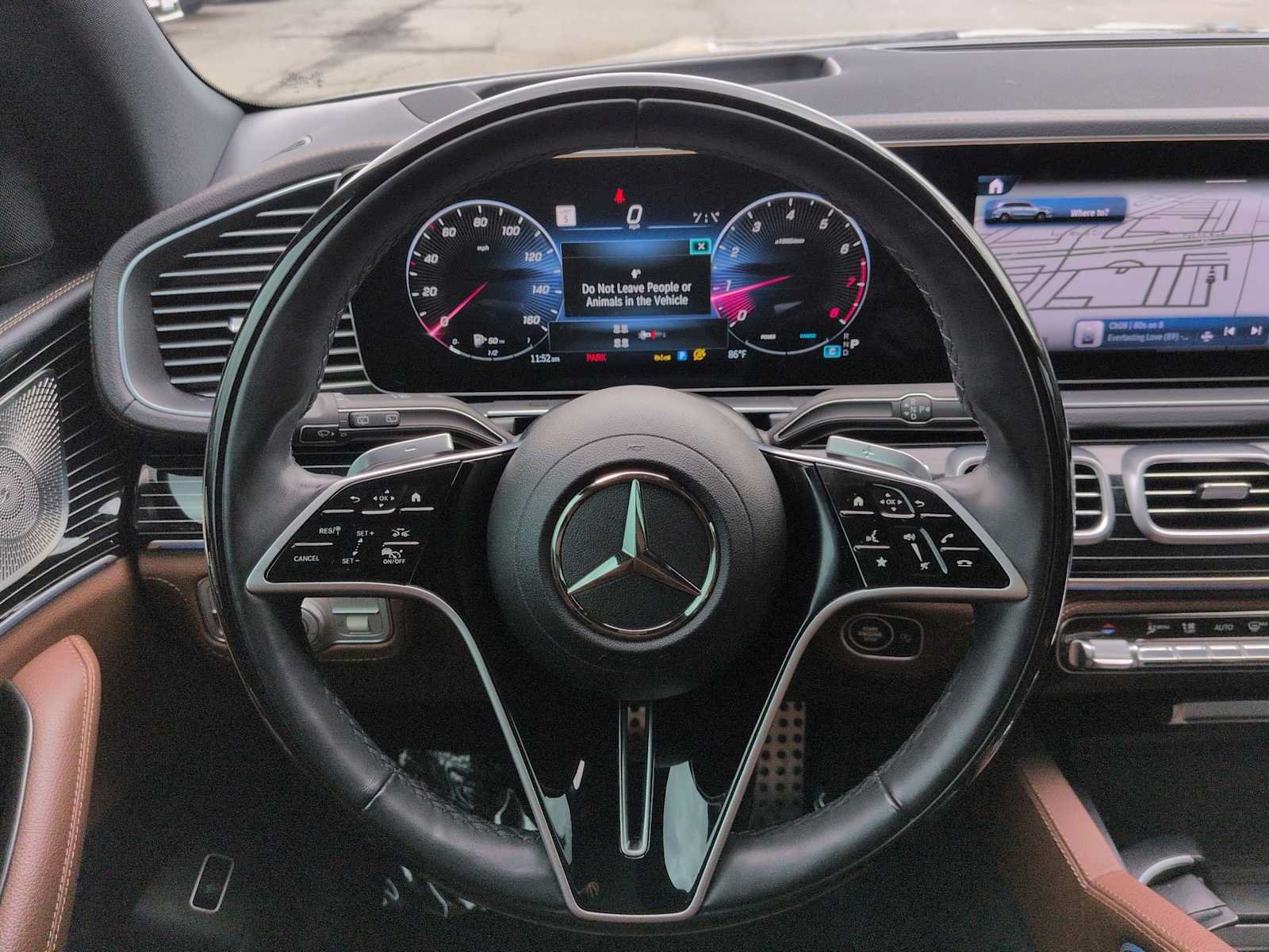 Used 2024 Mercedes-Benz GLS 450 4MATIC image 25