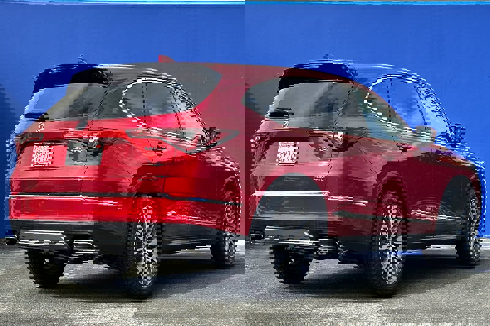 Used 2025 Acura MDX SH-AWD w/ Technology Package image 3