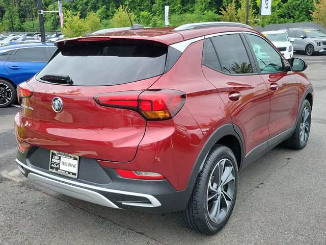 Used 2022 Buick Encore GX Select AWD/4WD image 4