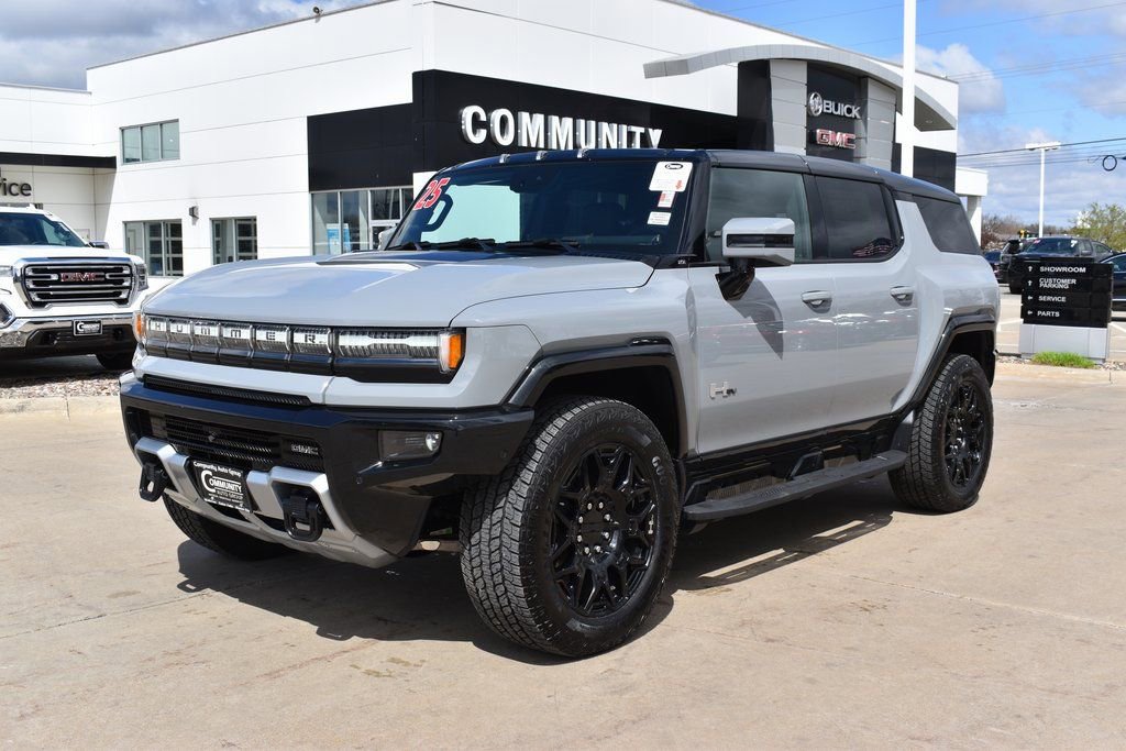 New 2025 GMC Hummer EV 2X w/ LPO, Illumination Package image 3