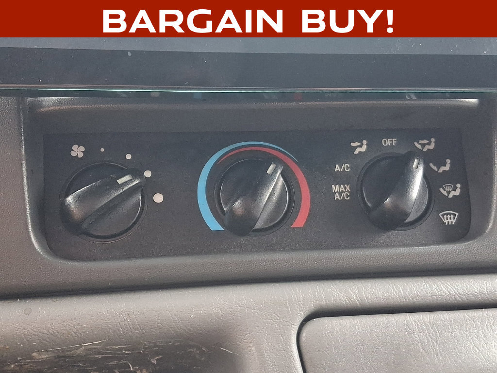 Used 2004 Ford Excursion XLT AWD/4WD image 18