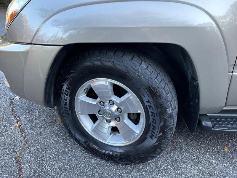 Used 2005 Toyota 4Runner Limited image 3