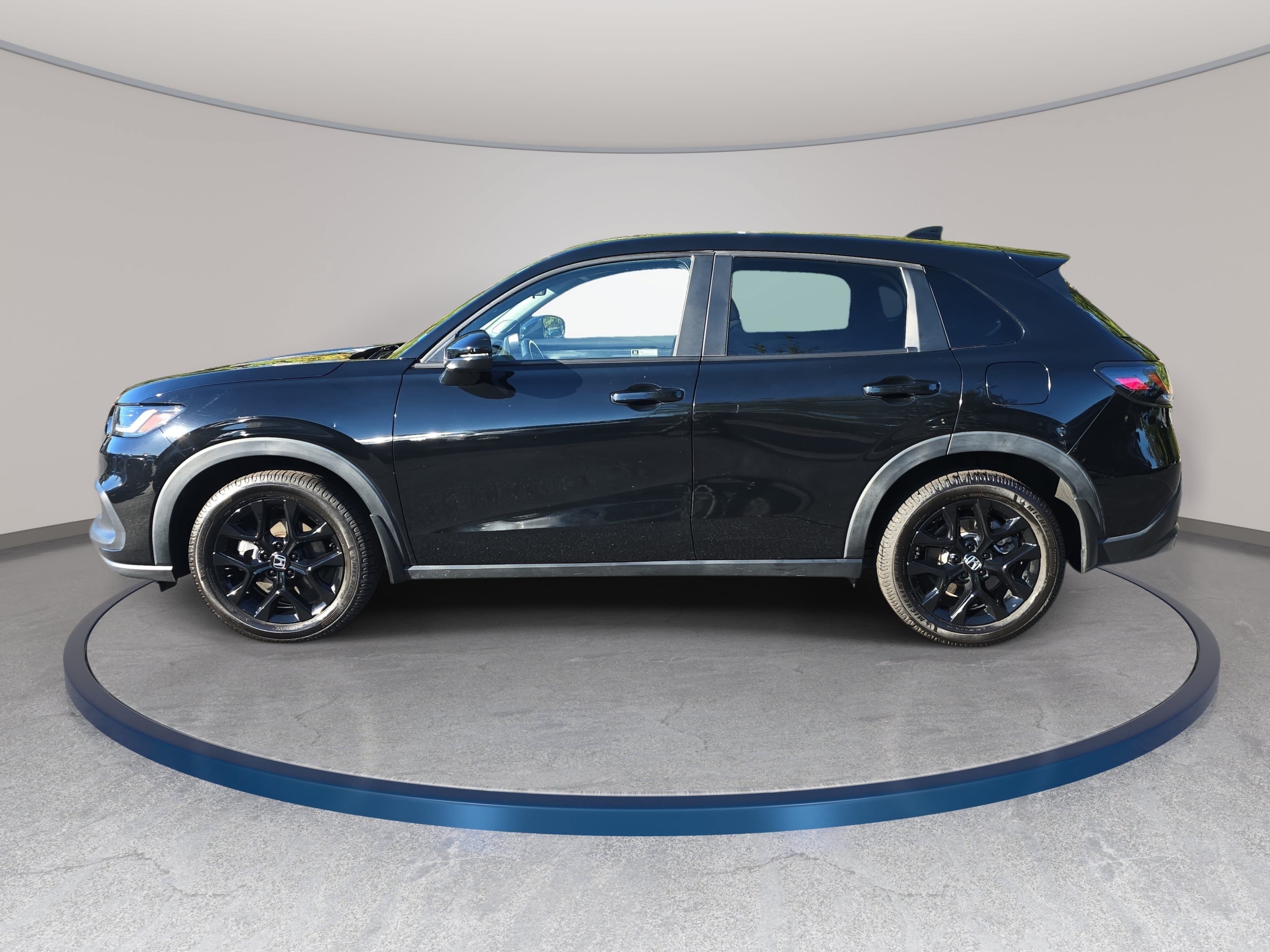 Used 2024 Honda HR-V Sport image 8