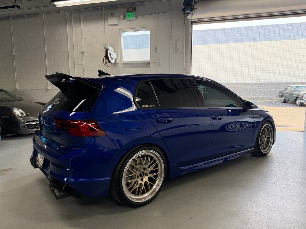 Used 2024 Volkswagen Golf R image 7