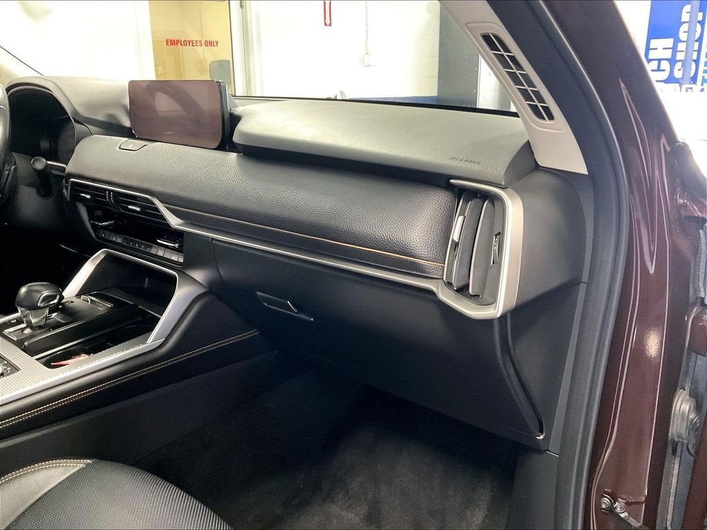 Used 2024 MAZDA CX-90 Plug-In Hybrid w/ Premium Pkg AWD/4WD image 13