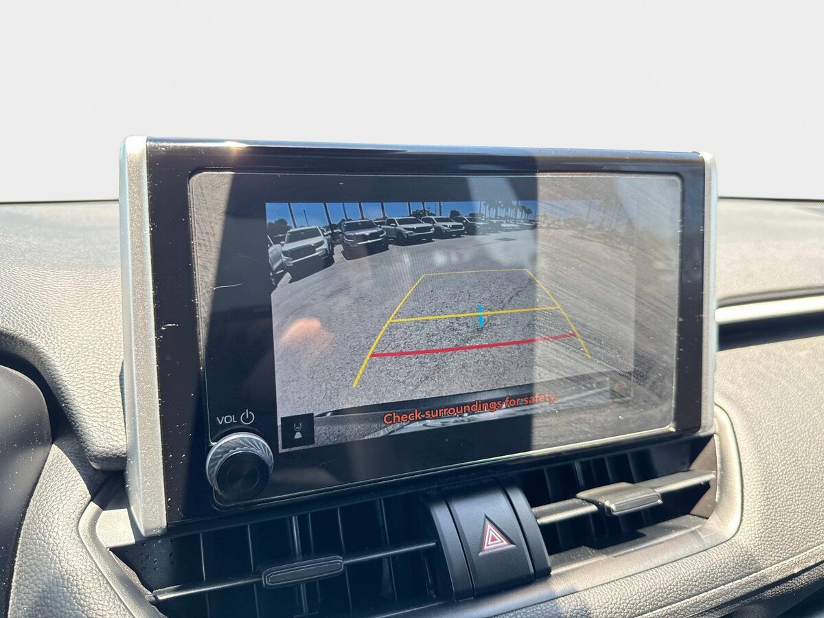 Used 2024 Toyota RAV4 XLE w/ Convenience Package FWD image 22