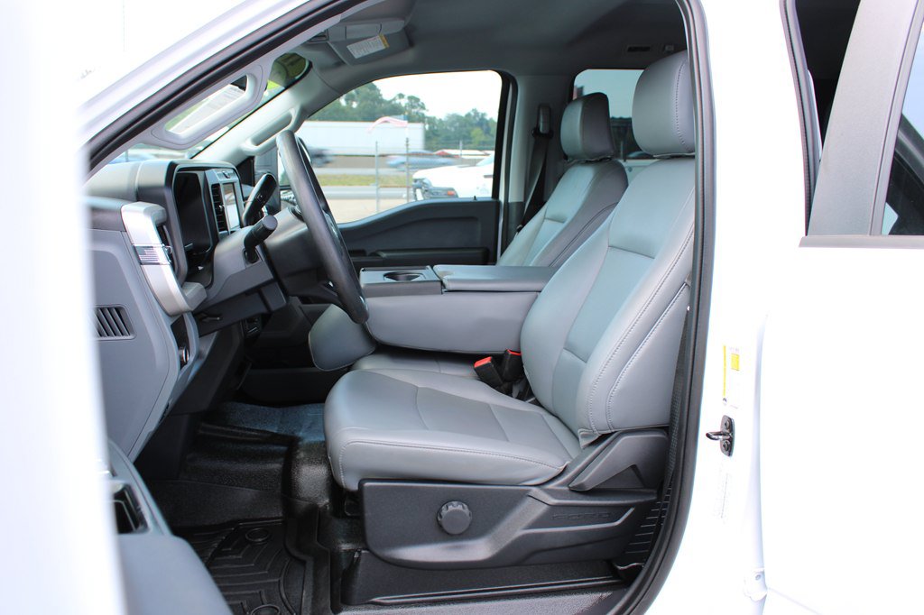 Used 2025 Ford F350 XL AWD/4WD image 22