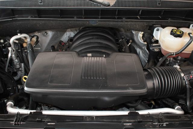 Used 2022 Chevrolet Tahoe RST w/ Sport Performance Package AWD/4WD image 3