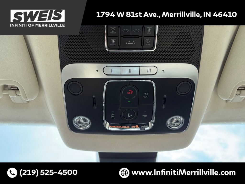 Used 2020 Bentley Flying Spur W12 image 24