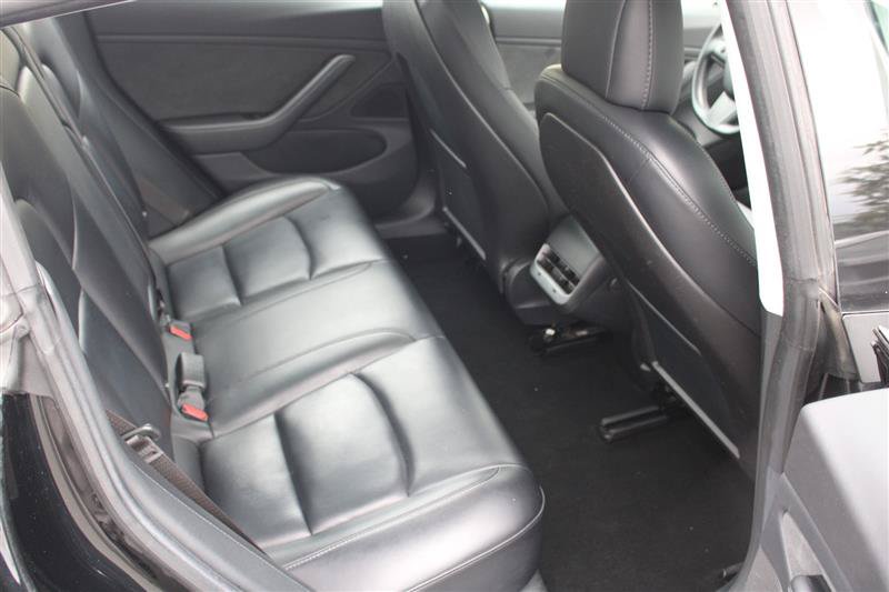 Used 2018 Tesla Model 3 Long Range AWD/4WD image 10