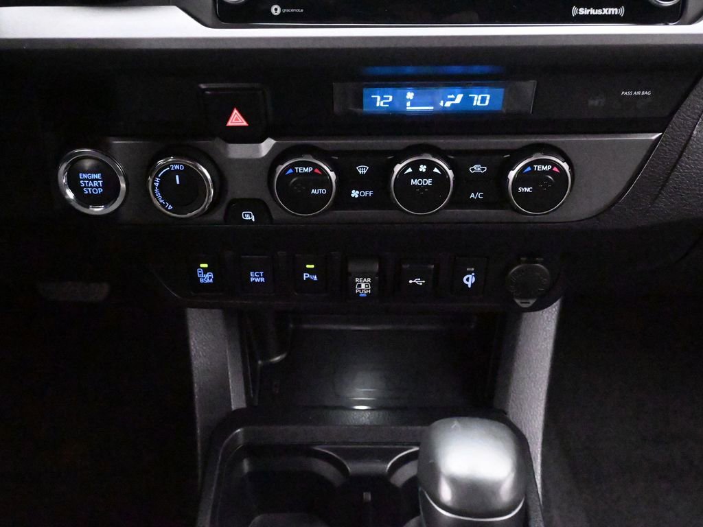Used 2023 Toyota Tacoma TRD Off-Road w/ Technology Package AWD/4WD image 33