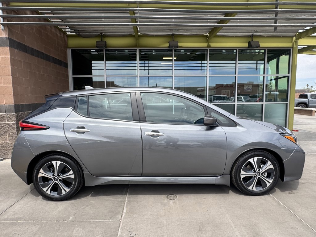 Used 2022 Nissan Leaf SV image 9