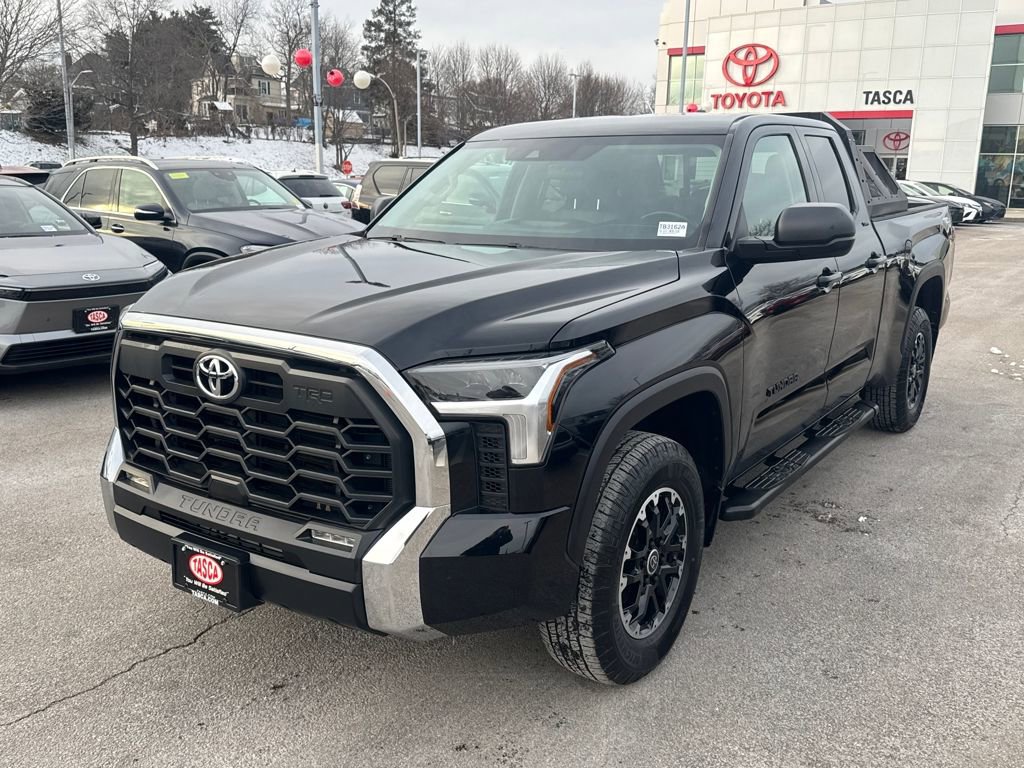 Used 2023 Toyota Tundra SR5 image 3