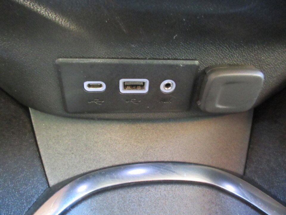 Used 2024 Chevrolet Malibu LT image 31