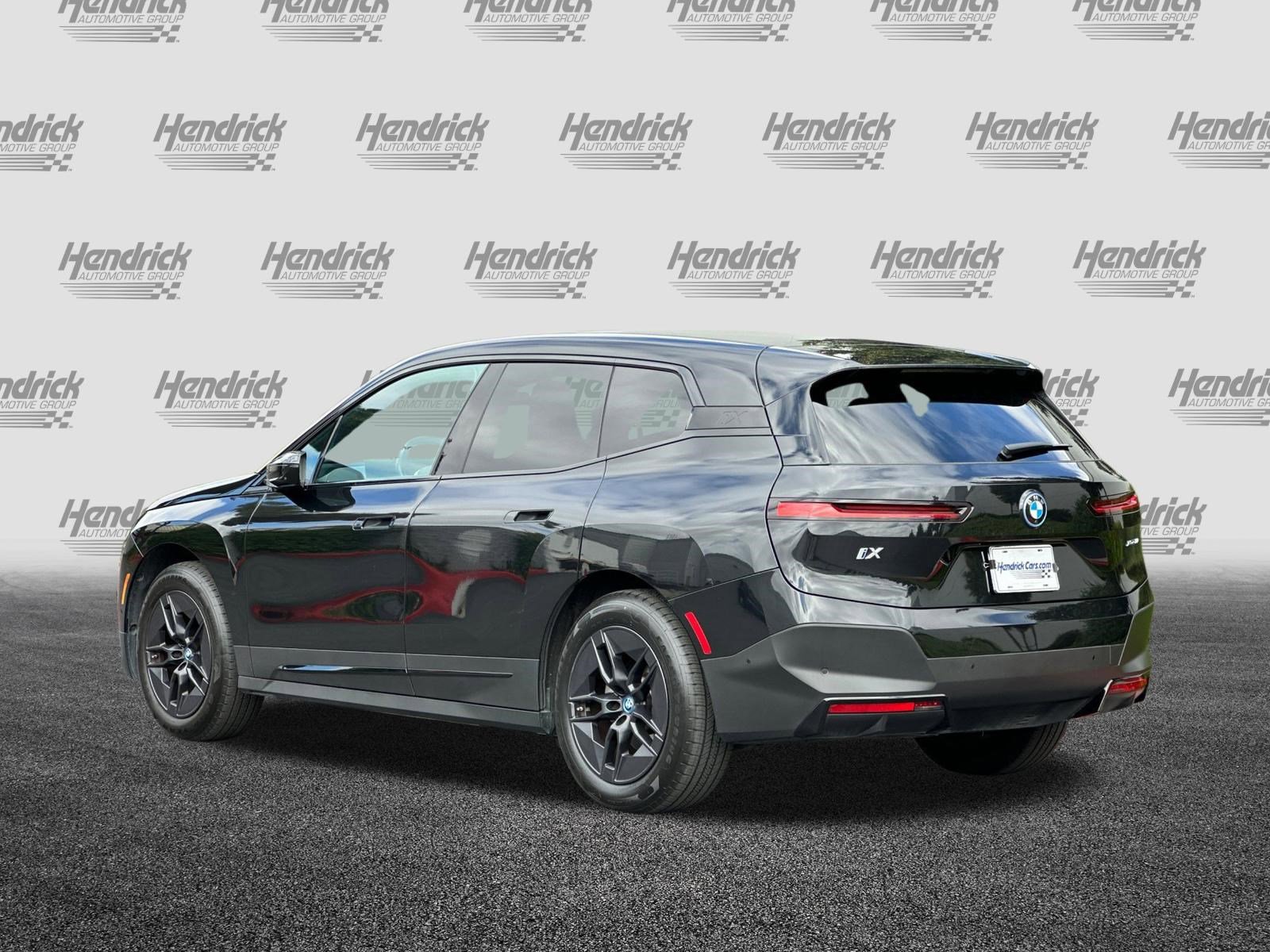Certified 2024 BMW iX xDrive50 w/ Premium Package image 7