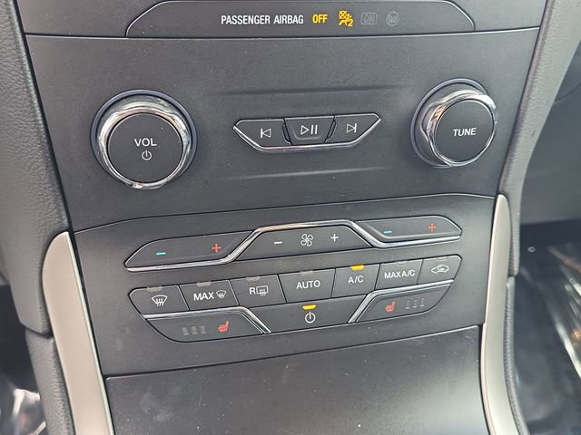 Used 2019 Ford Edge SEL w/ Equipment Group 201A FWD image 25
