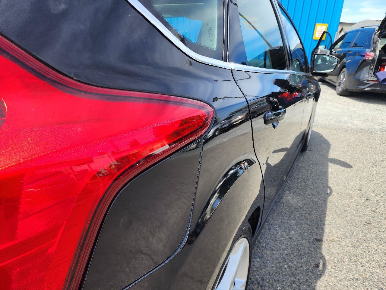 Used 2014 Ford Focus Titanium FWD image 34