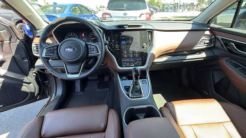 Used 2025 Subaru Outback Touring XT AWD/4WD image 18