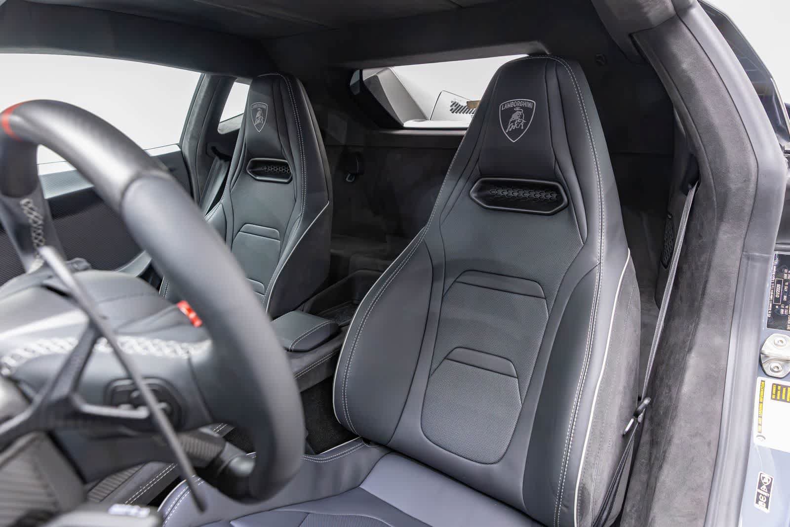 Used 2026 Lamborghini Temerario AWD/4WD image 12