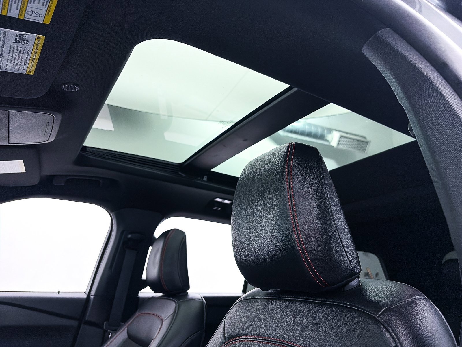 Used 2023 Ford Explorer ST-Line w/ Class IV Trailer Tow Package image 5