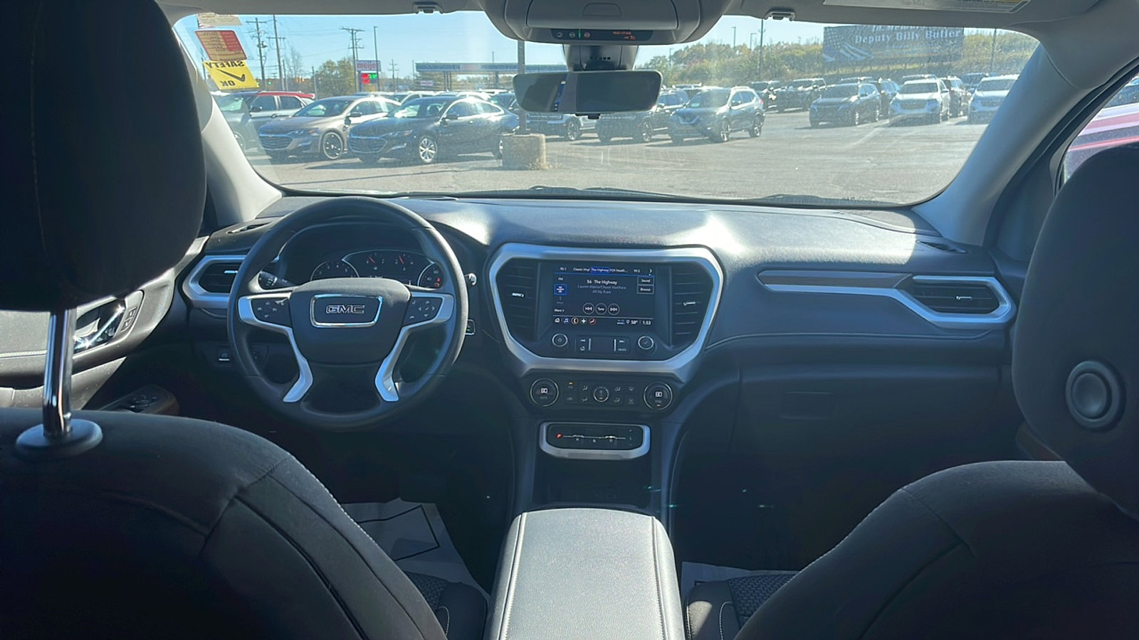 Used 2023 GMC Acadia SLE w/ Driver Convenience Package image 14