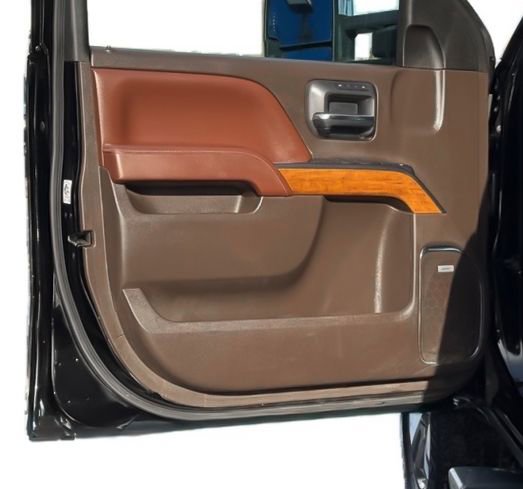 Used 2016 Chevrolet Silverado 2500 High Country w/ Duramax Plus Package image 14